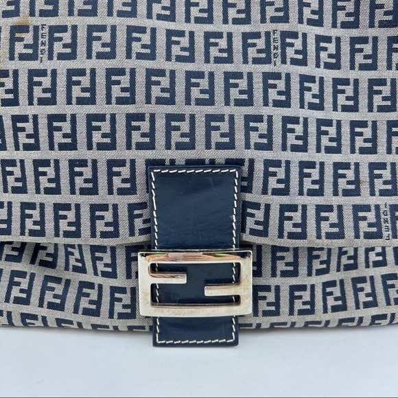 Fendi Mamma Baguette Shoulder Bag - Picture 9 of 14